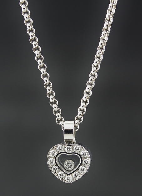 (image for) AN ORIGINAL 18K WHITE GOLD HAPPY DIAMOND PENDENT/ CHAIN